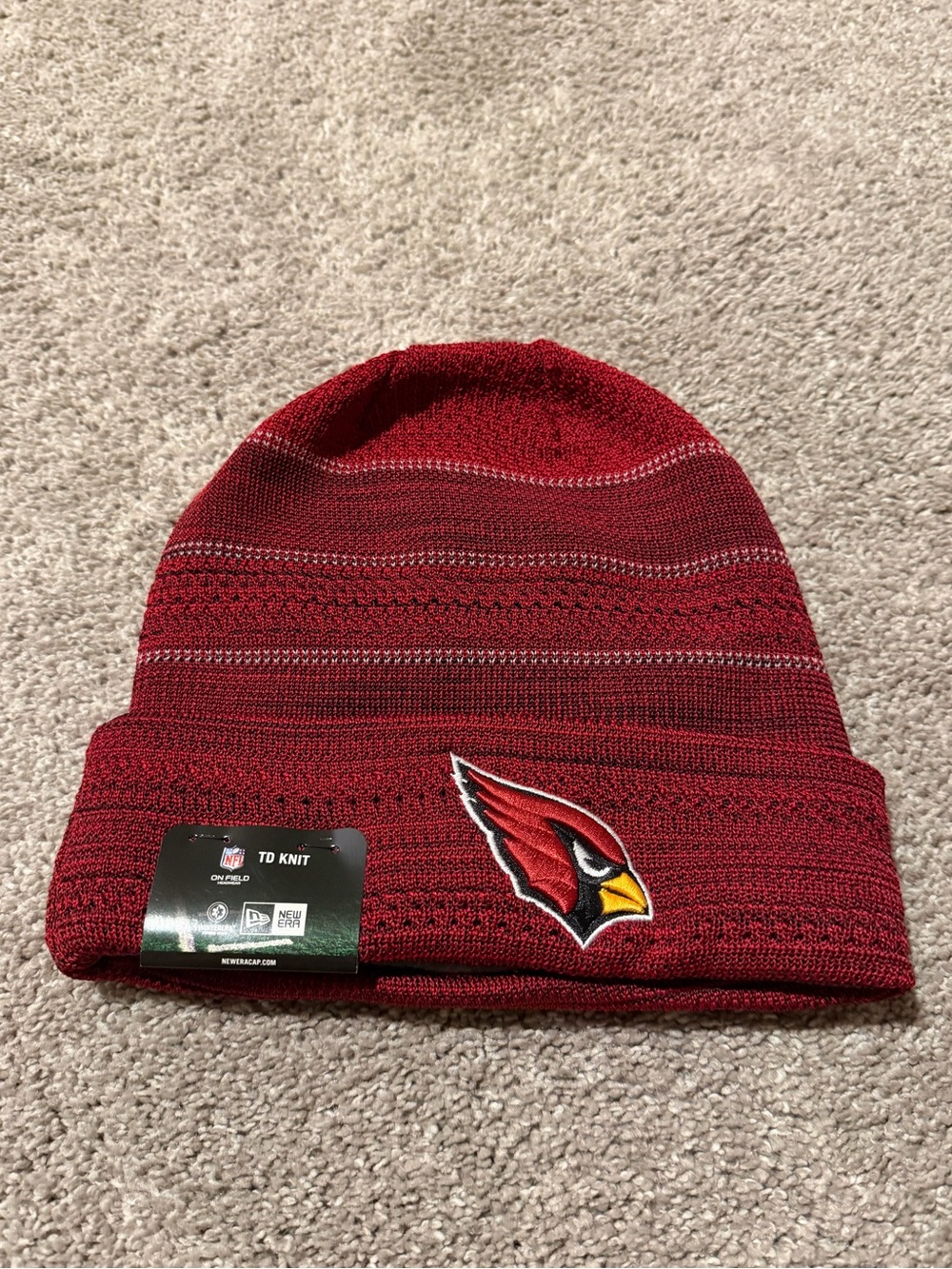 NWT. New Era Cardinals Red and Gray Knit Cuffed Beanie